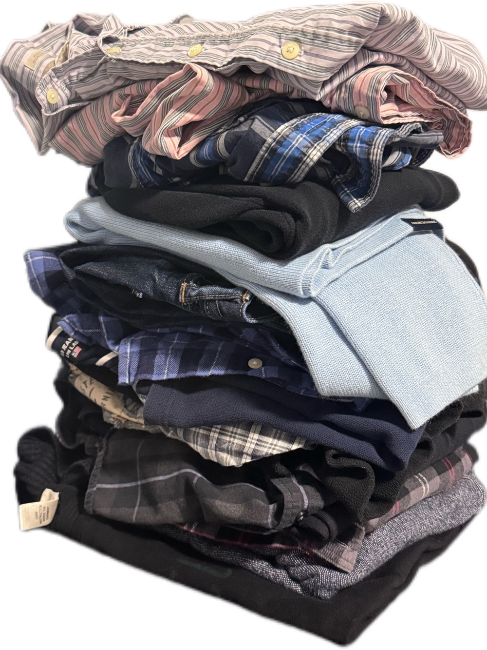Men’s Casual Clothing Bundle (18 Items) | Sizes vary